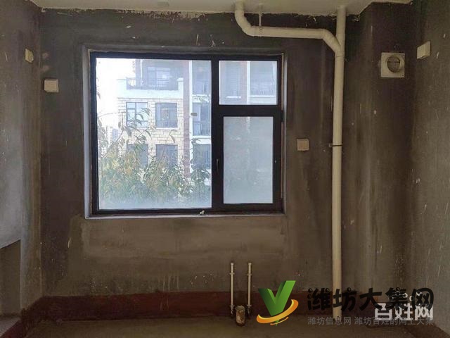 青云郡三室兩廳好房，毛培房給你更大的裝修空間，
