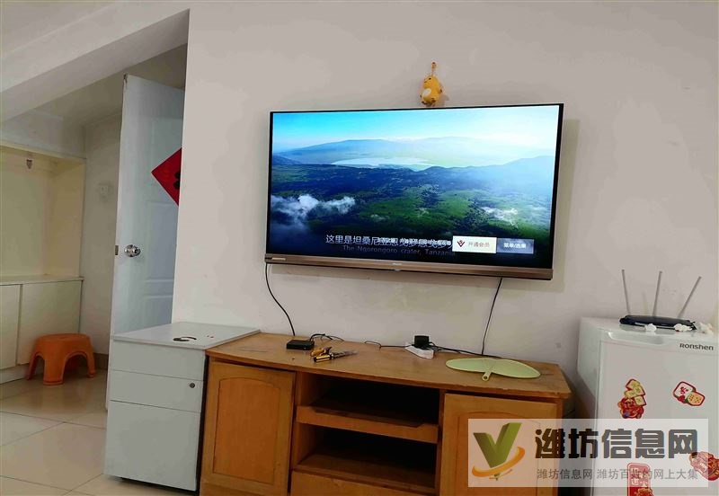 奎文區(qū)公安巷御秀苑，佳樂家西鄰房屋出租，東風(fēng)街勝利街間，生活及出行方便，設(shè)施齊全，領(lǐng)包入住。